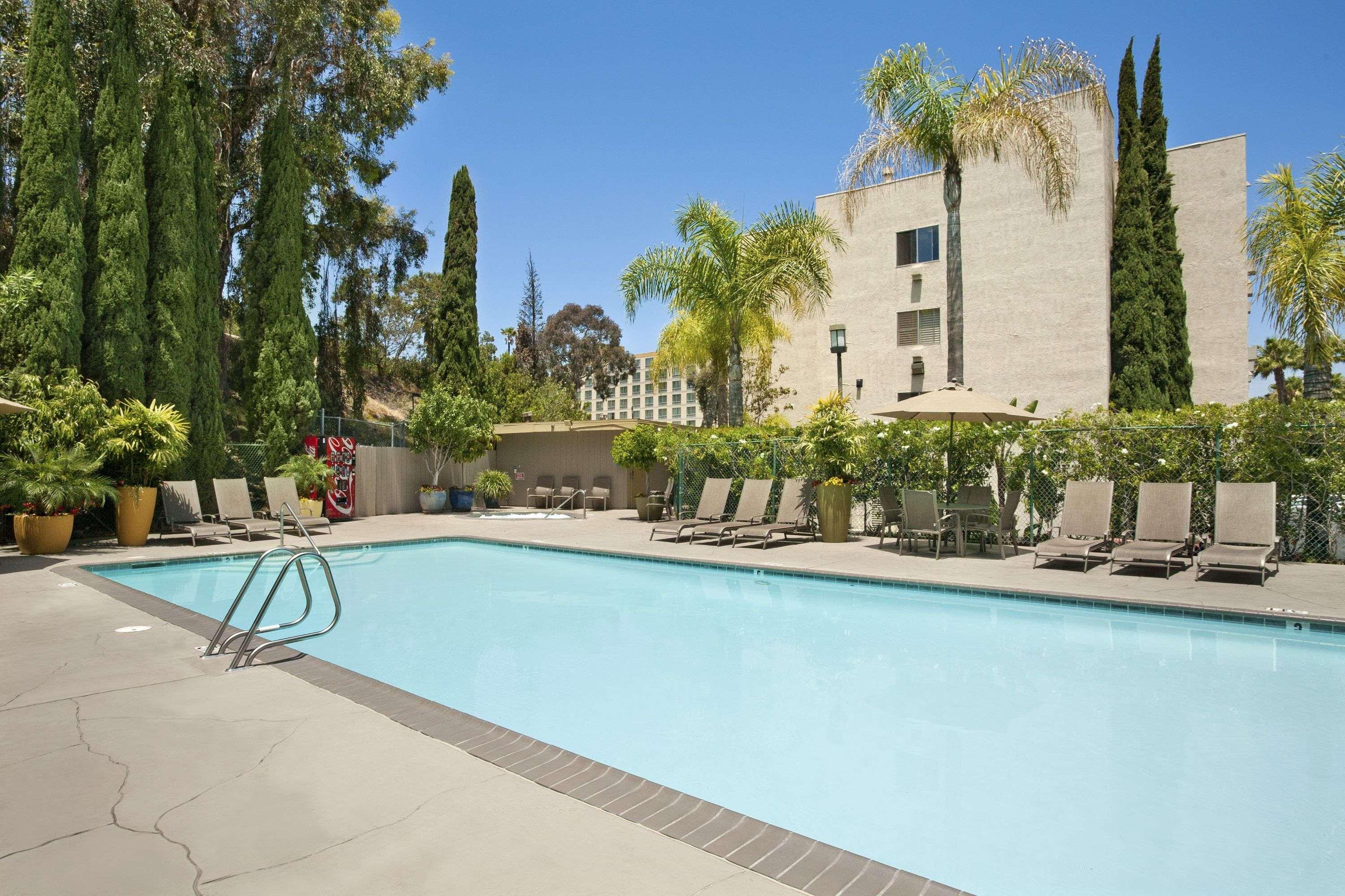 Days Inn By Wyndham San Diego Hotel Circle Eksteriør billede
