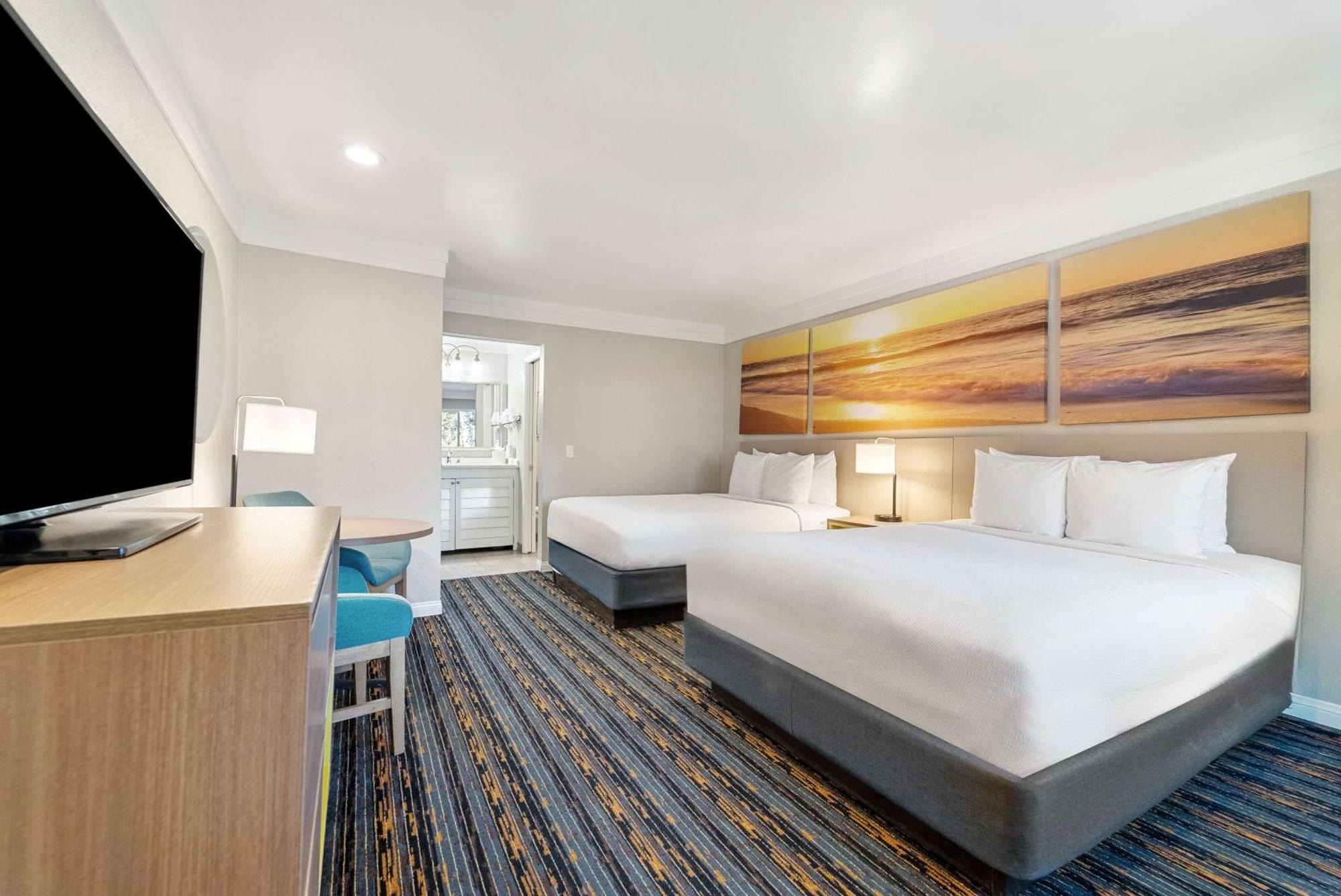 Days Inn By Wyndham San Diego Hotel Circle Eksteriør billede